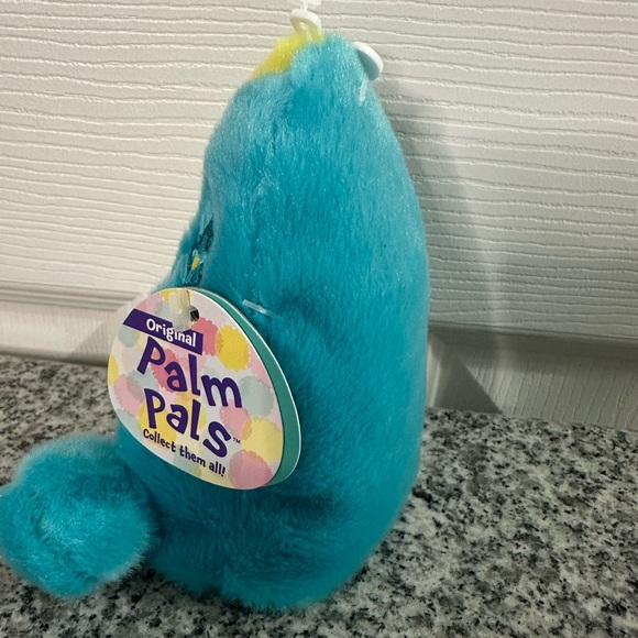 NWT Fynn surfboard palm pal - Picture 2 of 4